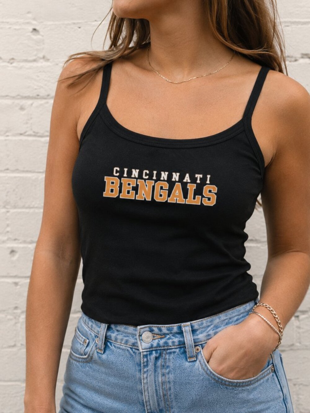 Cincinnati Football Women’s
Crop Tank Top - Picture 3 of 7